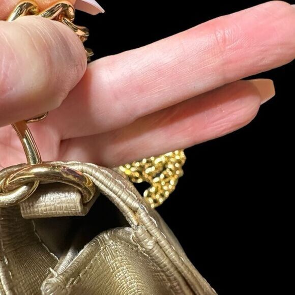 Gold Textured Leather Shoulder Bag Chain Strap Day, Night & Travel-Ready Chic - Picture 11 of 16